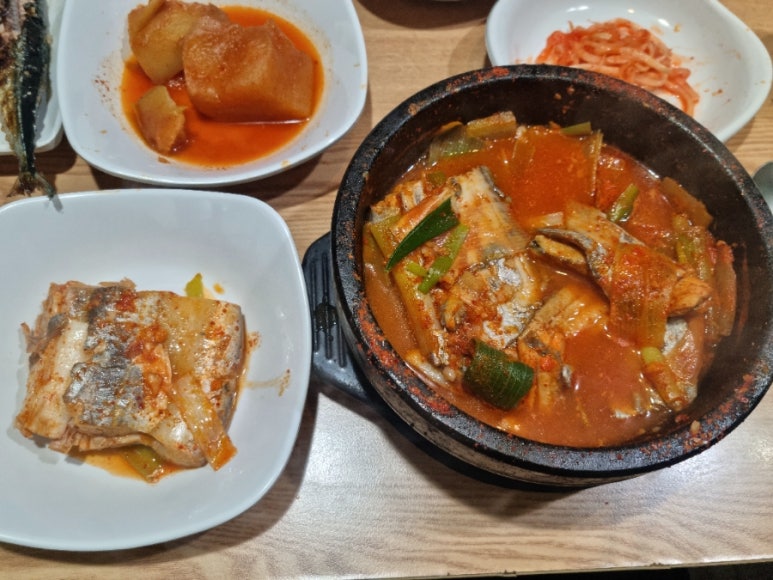 [Yeouido Restaurant] A Hidden Gem with 30 Years of Tradition, Mizori - A Sanctuary for Yeouido Office Workers Famous for Galchi-tang
