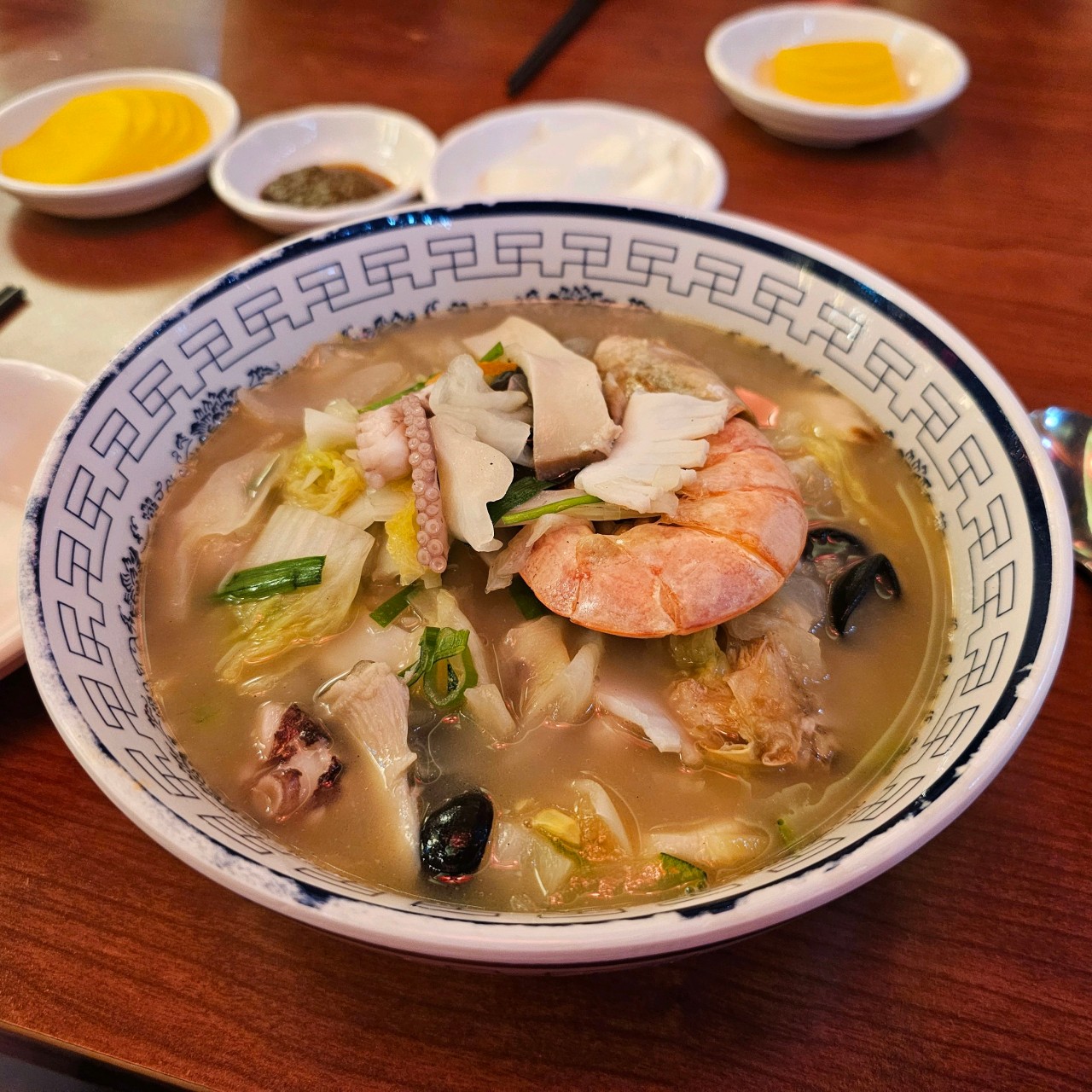 Jjamppong - Spicy Broth Filled with Seafood