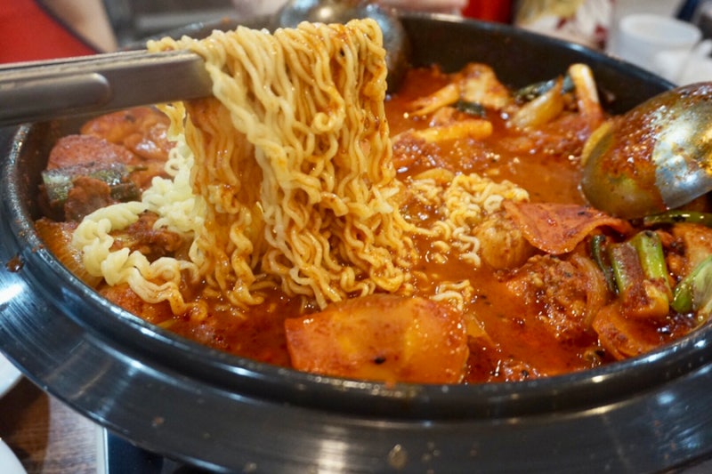 チョスングム タットリタン ラーメンサリ