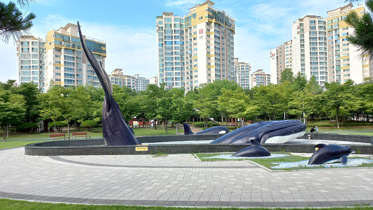 Haedoji Park Whale's Dream