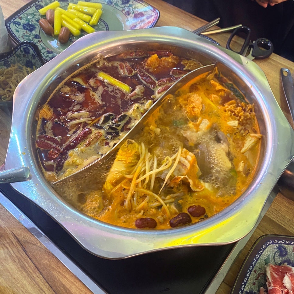 홍대 훠궈 무한리필 맛집 진화쿵푸마라탕 - 가성비 끝판왕 솔직 후기