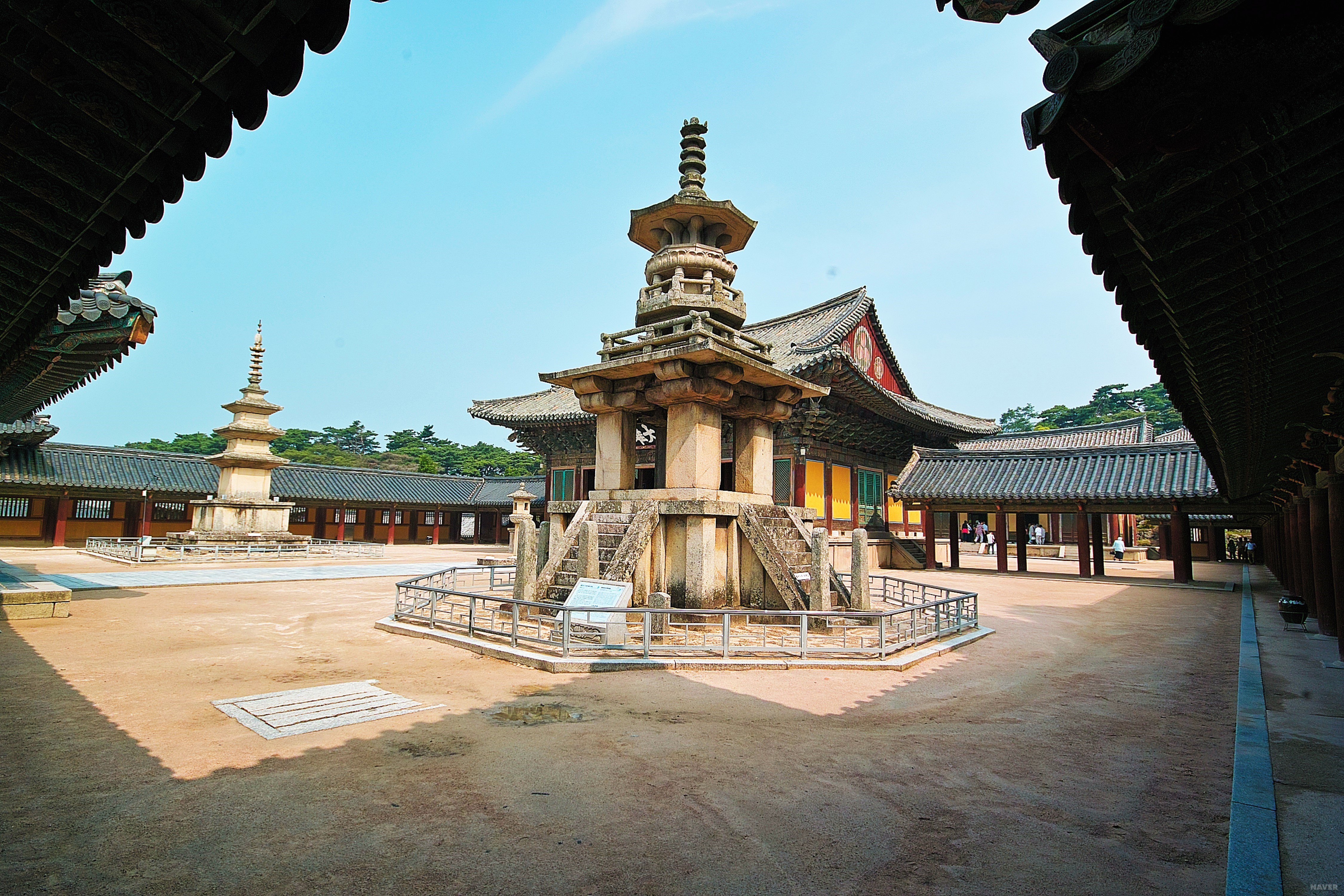 Daeungjeon and Stone Pagoda at Bulguksa